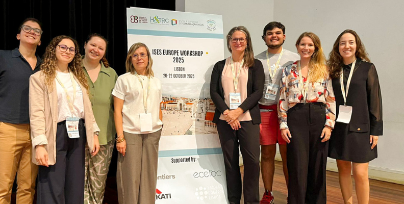 Fotografia de grupo de investigadores da ENSP NOVA do ISES European Chapter Workshop.